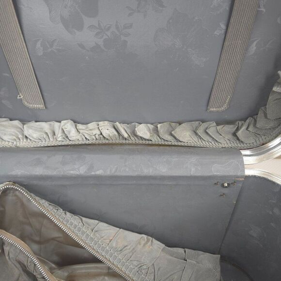 Vintage 60s Red Travel Train Case Carry On Bag - Picture 10 of 12